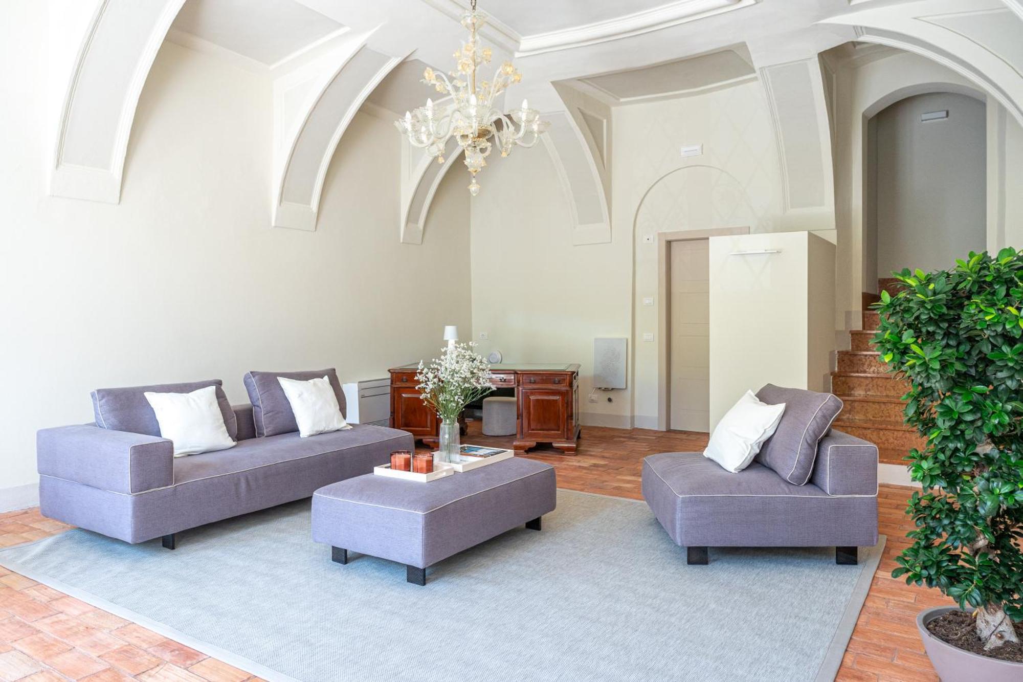 The Lake Suites Com - Luxury Stay In ラツィーゼ エクステリア 写真