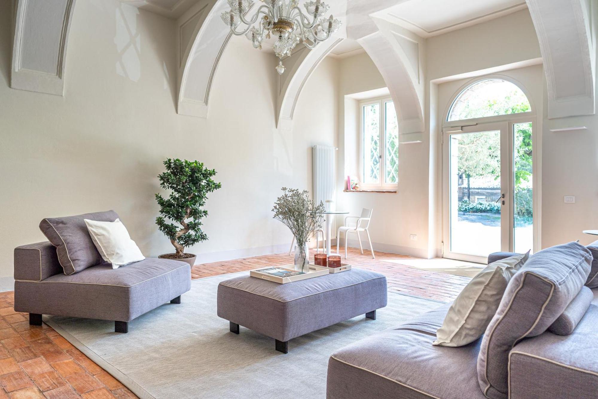 The Lake Suites Com - Luxury Stay In ラツィーゼ エクステリア 写真