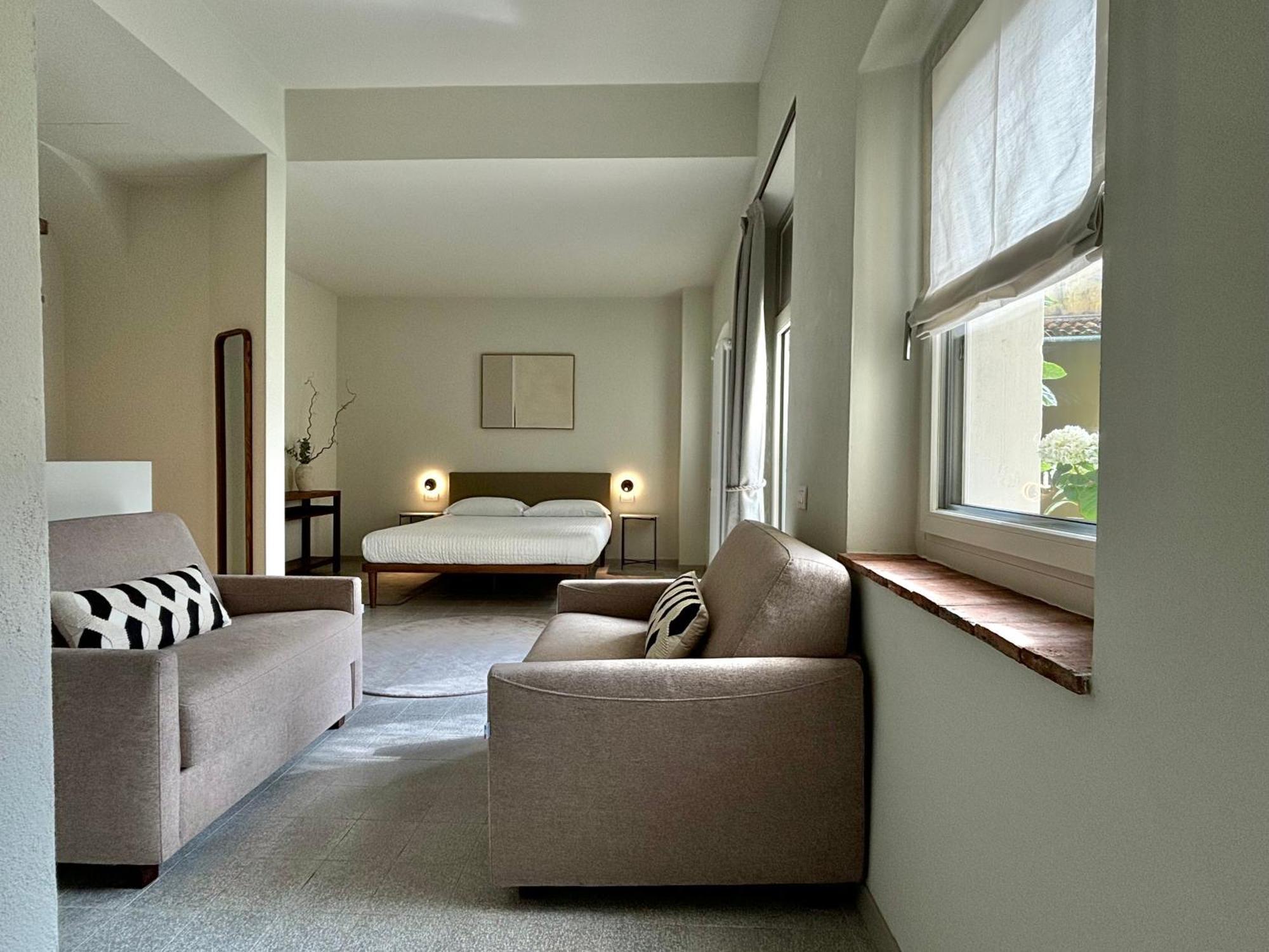 The Lake Suites Com - Luxury Stay In ラツィーゼ エクステリア 写真